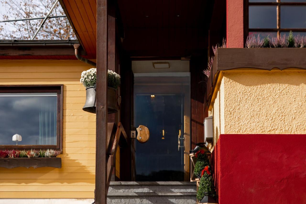 Hotel Zum See, Titisee Exterior photo